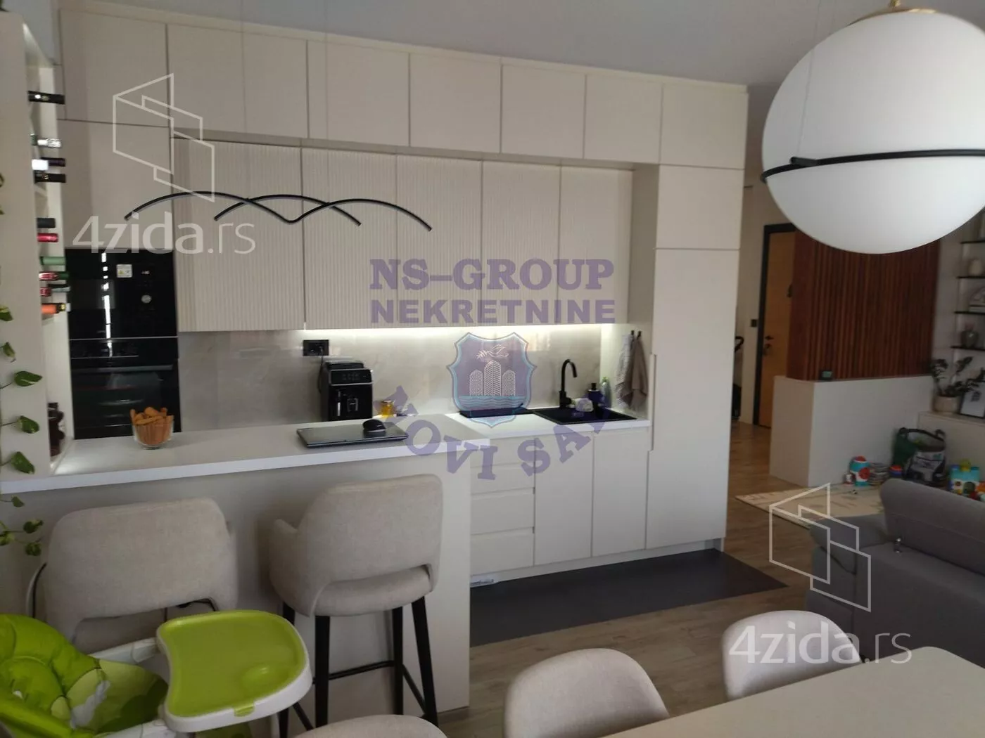 Četvorosoban stan | 4zida