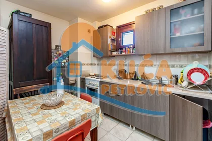 Hajduk Veljkova | 4zida.rs