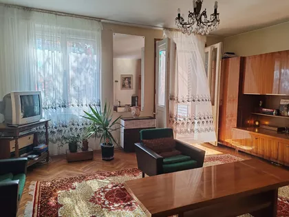 Pariske Komune | 4zida.rs