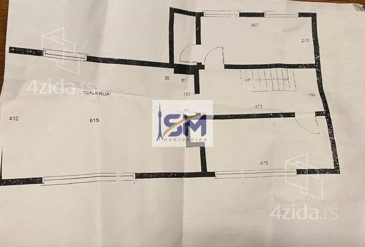 Lokal | 4zida