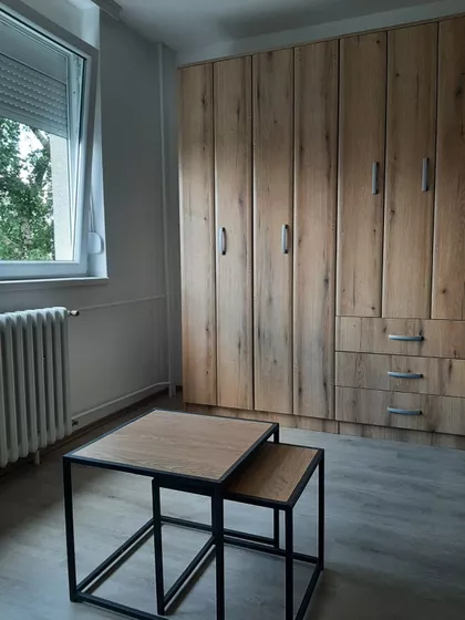 Trgovačka | 4zida.rs