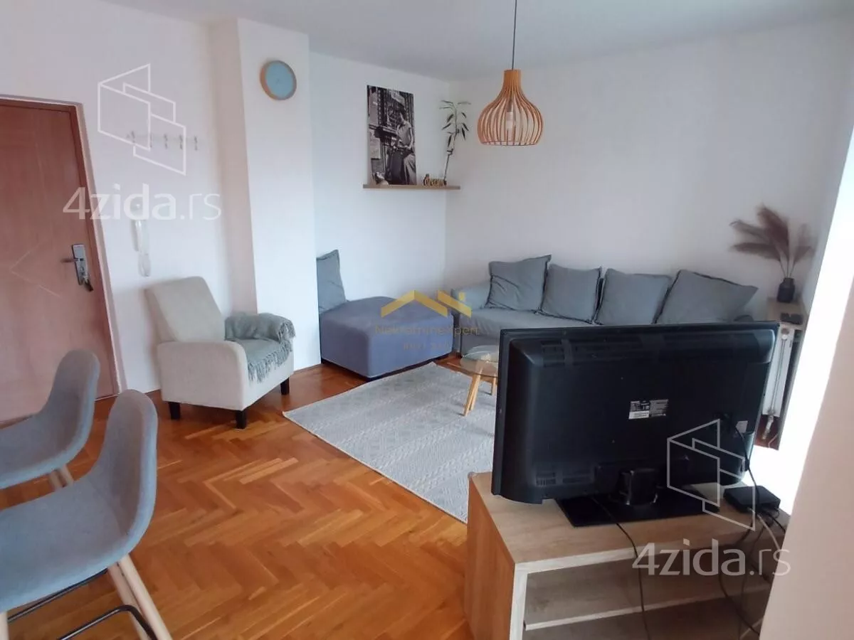 Garsonjera | 4zida