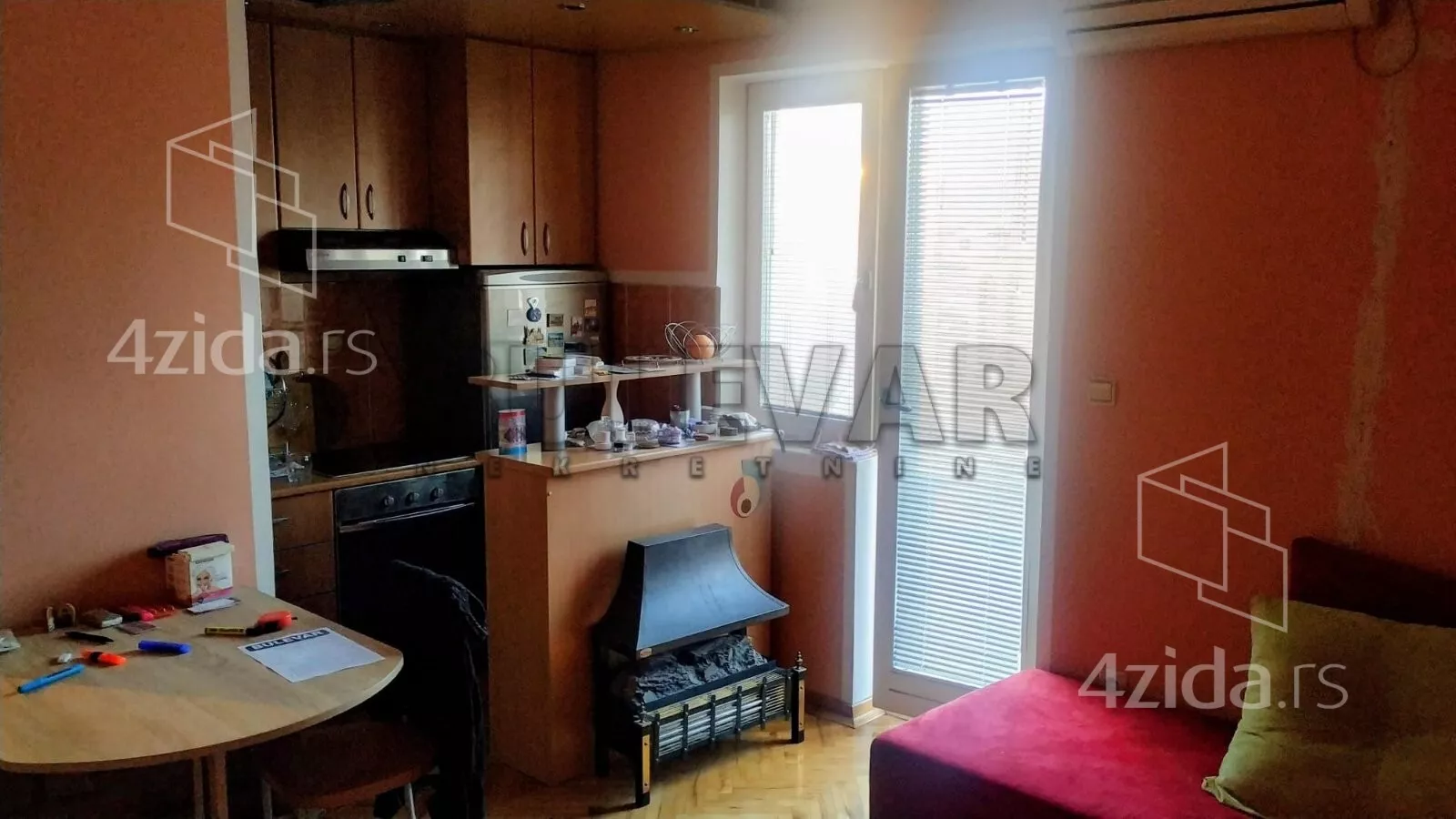 Jednoiposoban stan | 4zida