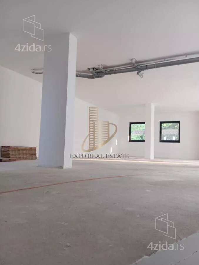 Lokal | 4zida