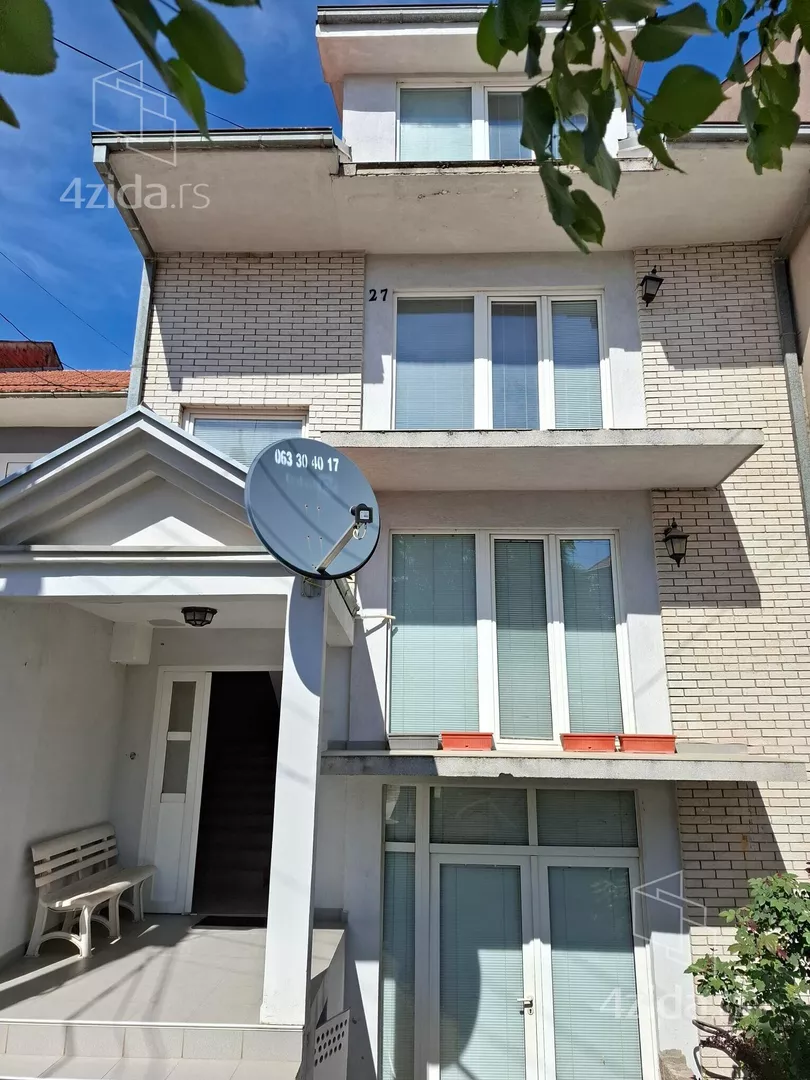 3-etažna kuća | 4zida