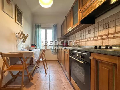 Skupština | 4zida.rs