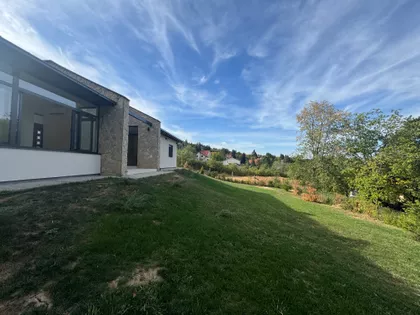 Vrčin | 4zida.rs