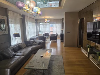 Uroša Martinovića 27 | 4zida.rs
