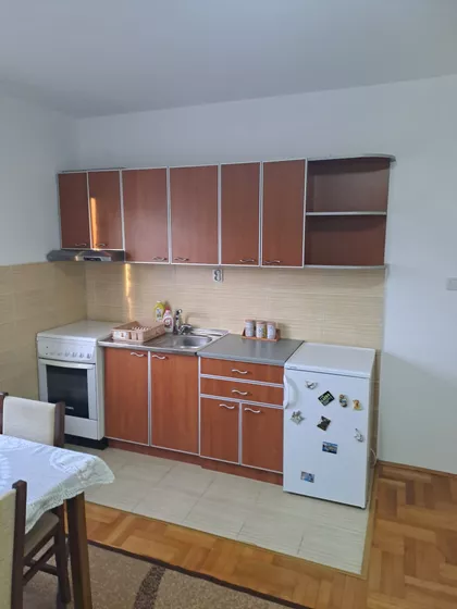 Hilandarska 6 | 4zida.rs