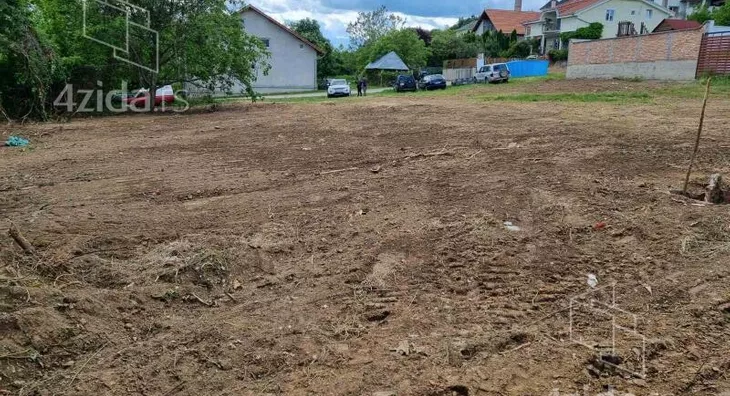 Građevinsko zemljište | 4zida