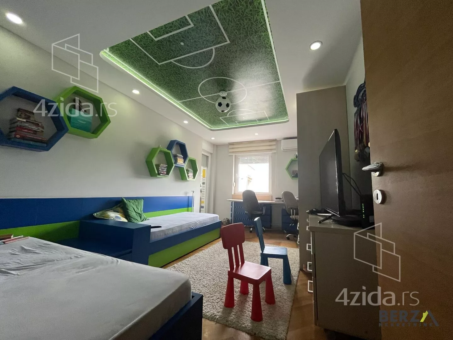 Četvorosoban stan | 4zida