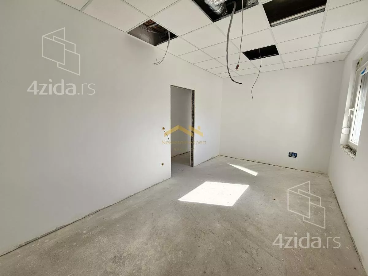 Lokal | 4zida