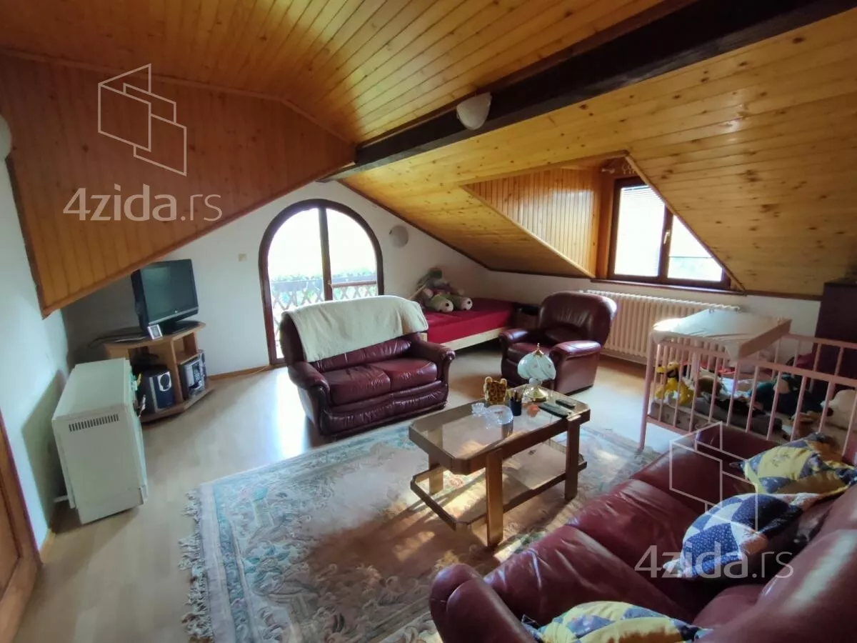 Kuća | 4zida