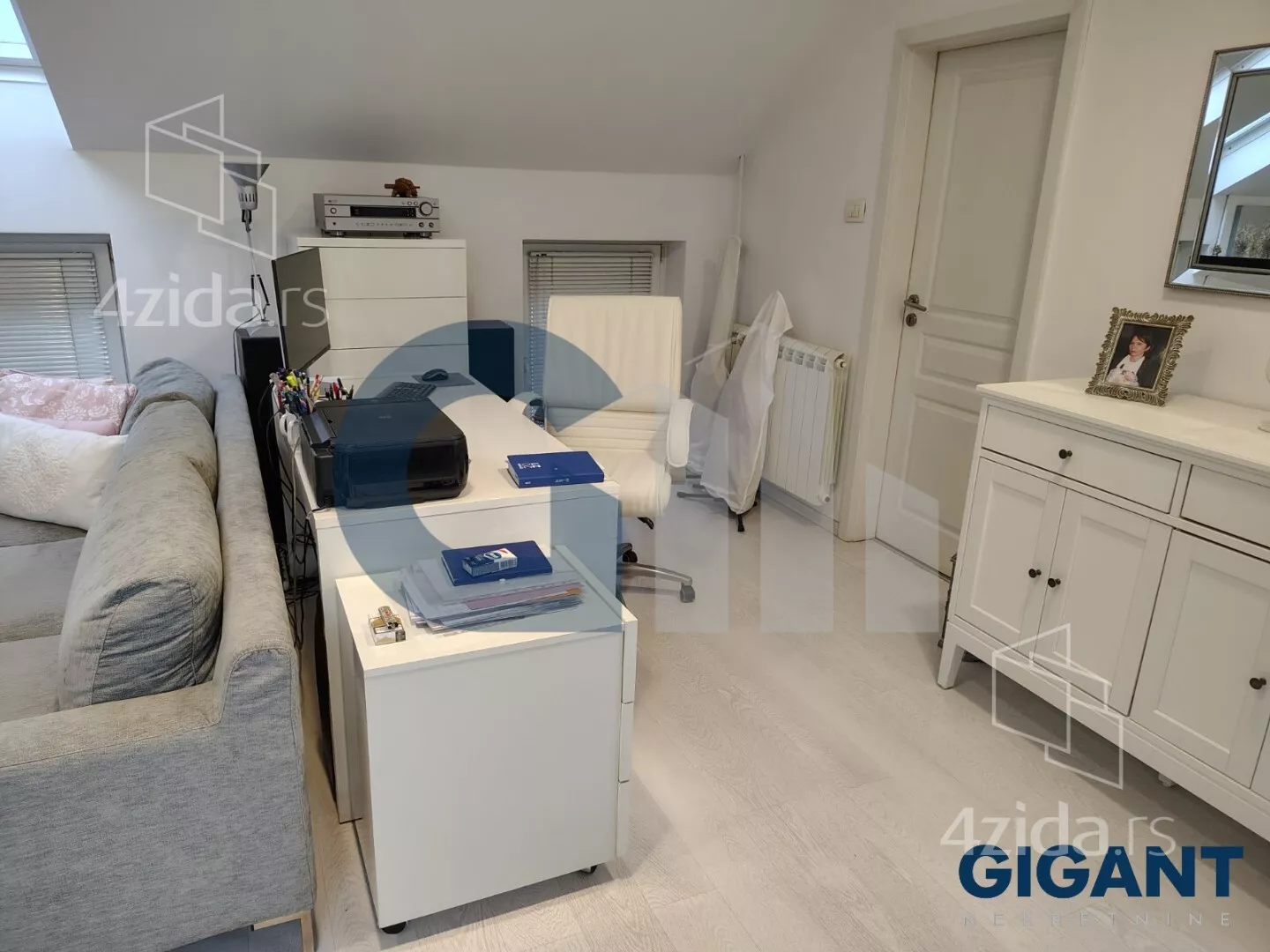 Petosoban stan | 4zida