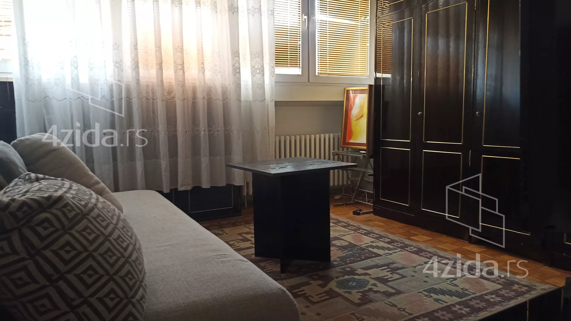 Troiposoban stan | 4zida