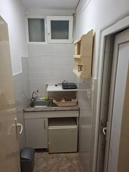 Cara Lazara | 4zida.rs
