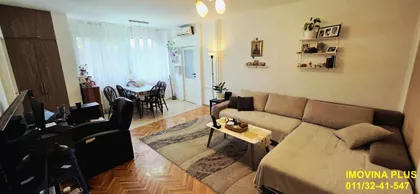 Deset avijatičara | 4zida.rs