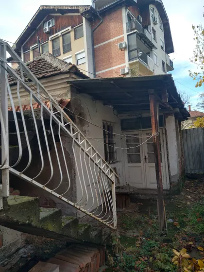 Trg Fontana | 4zida.rs