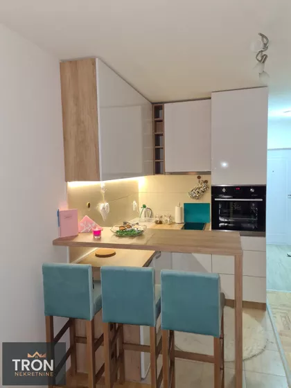 Nemanjina | 4zida.rs