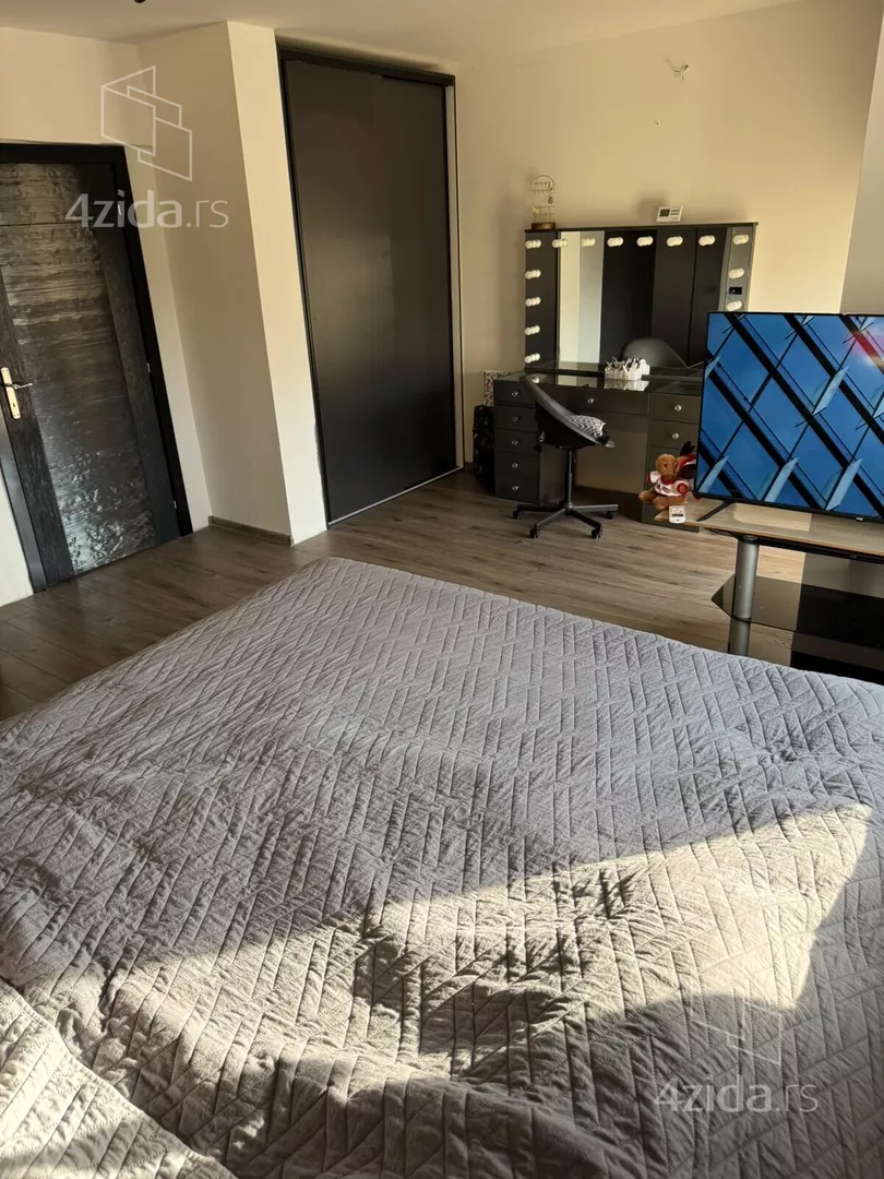 4-etažna kuća | 4zida