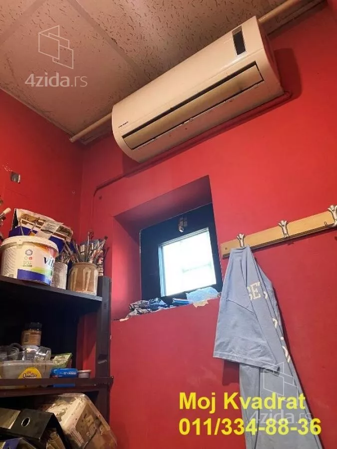 Lokal | 4zida