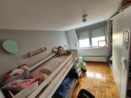 Romanijska 11 | 4zida.rs