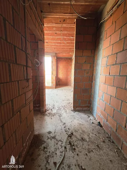 Surčin (mesto) | 4zida.rs