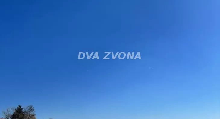 Plac | 4zida