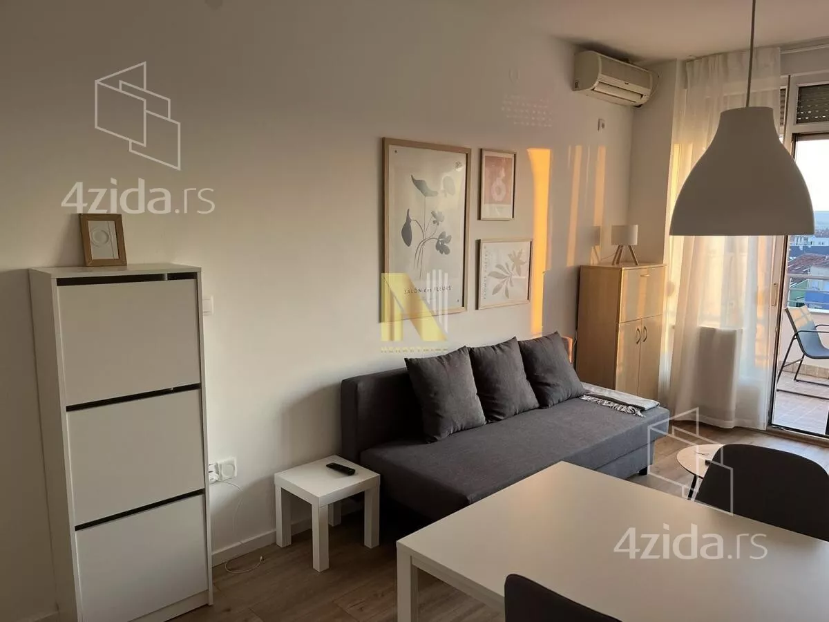 Garsonjera | 4zida