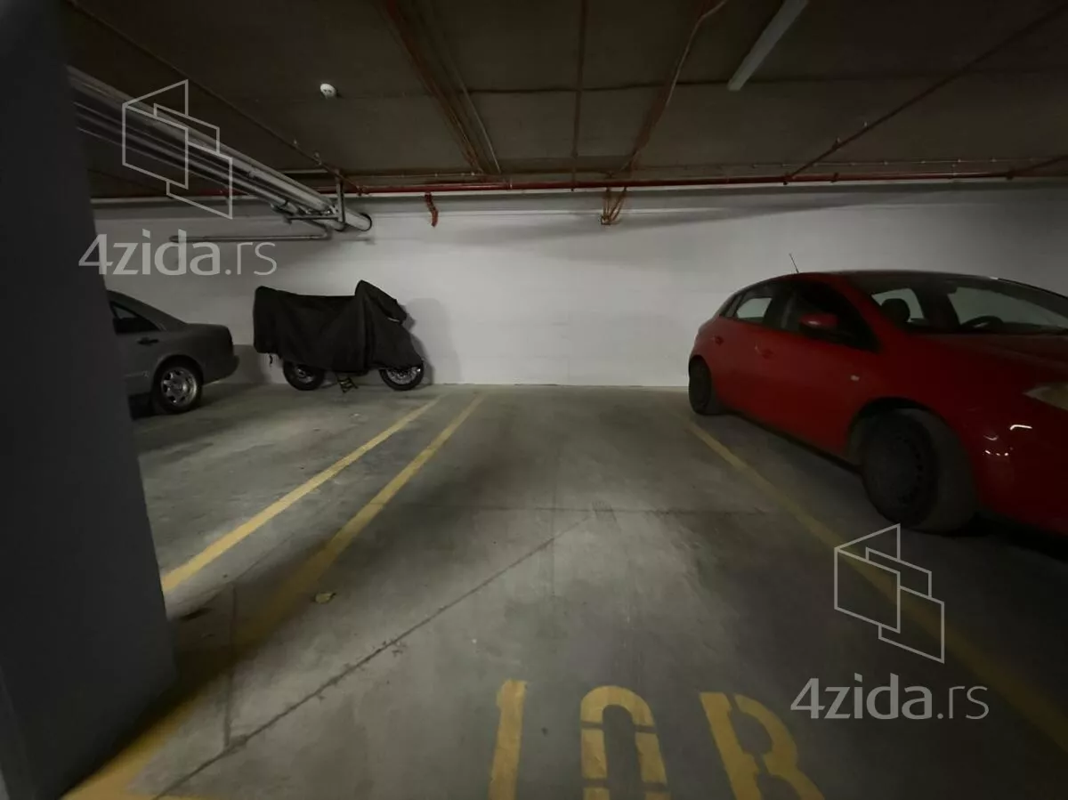 Garaža/Parking | 4zida