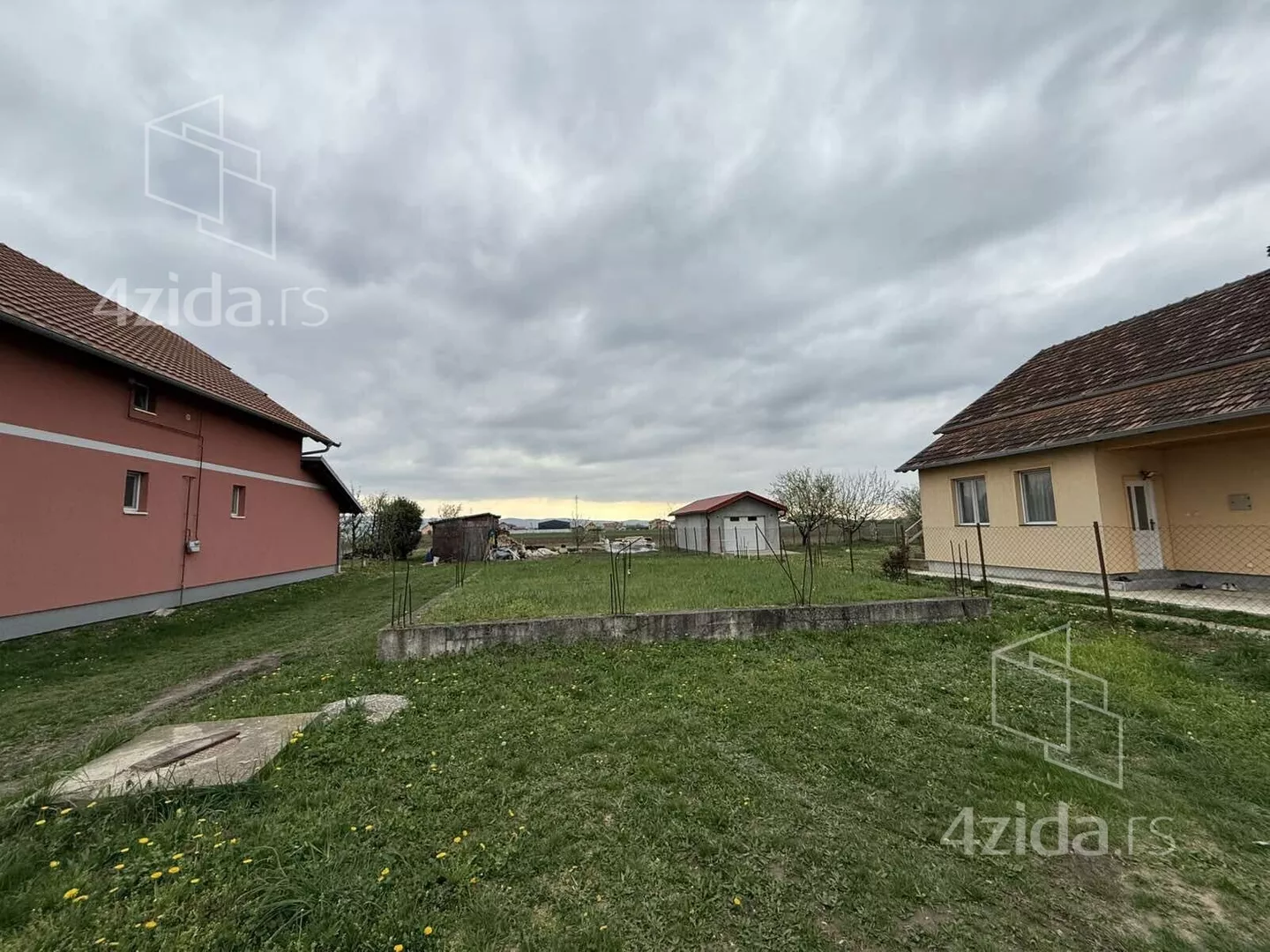 Građevinsko zemljište | 4zida