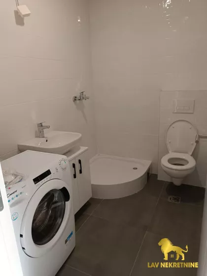 SOMBORSKA RAMPA | 4zida.rs