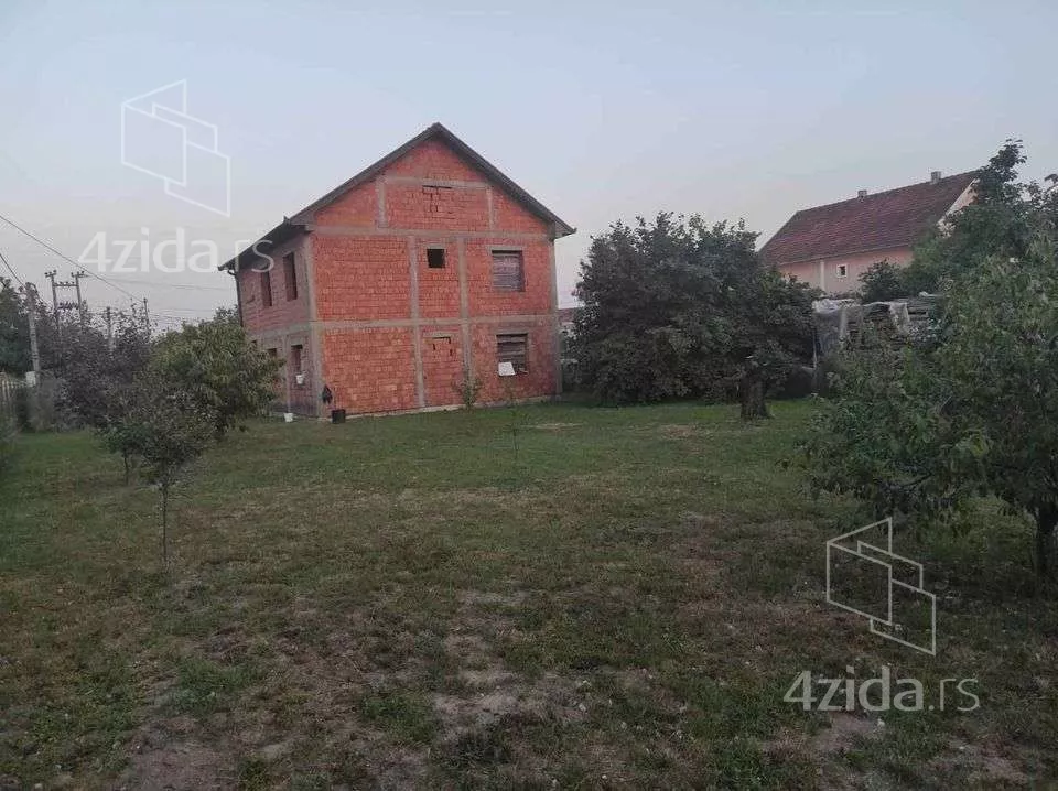 3-etažna kuća | 4zida
