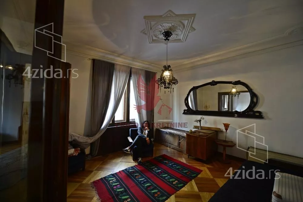 Četvoroiposoban stan | 4zida