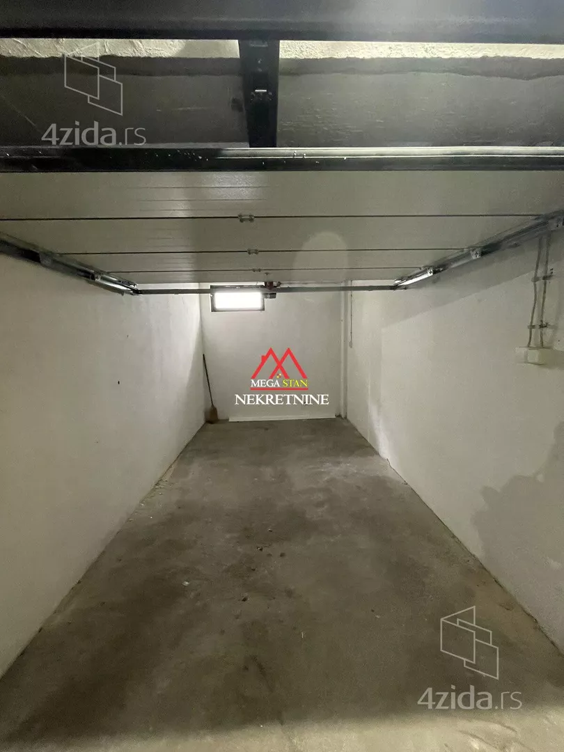 Garaža | 4zida