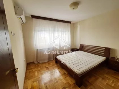 Hram Svetog Save | 4zida.rs