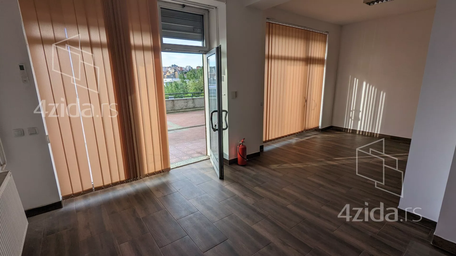 Kancelarija | 4zida