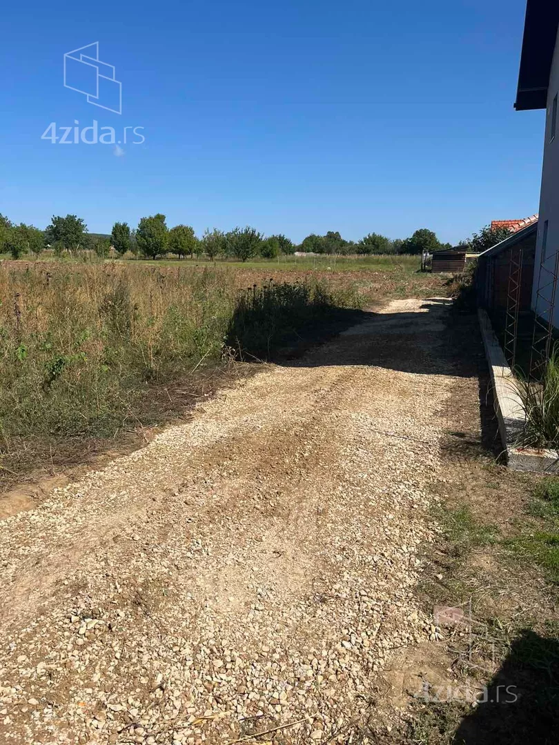 Građevinsko zemljište | 4zida