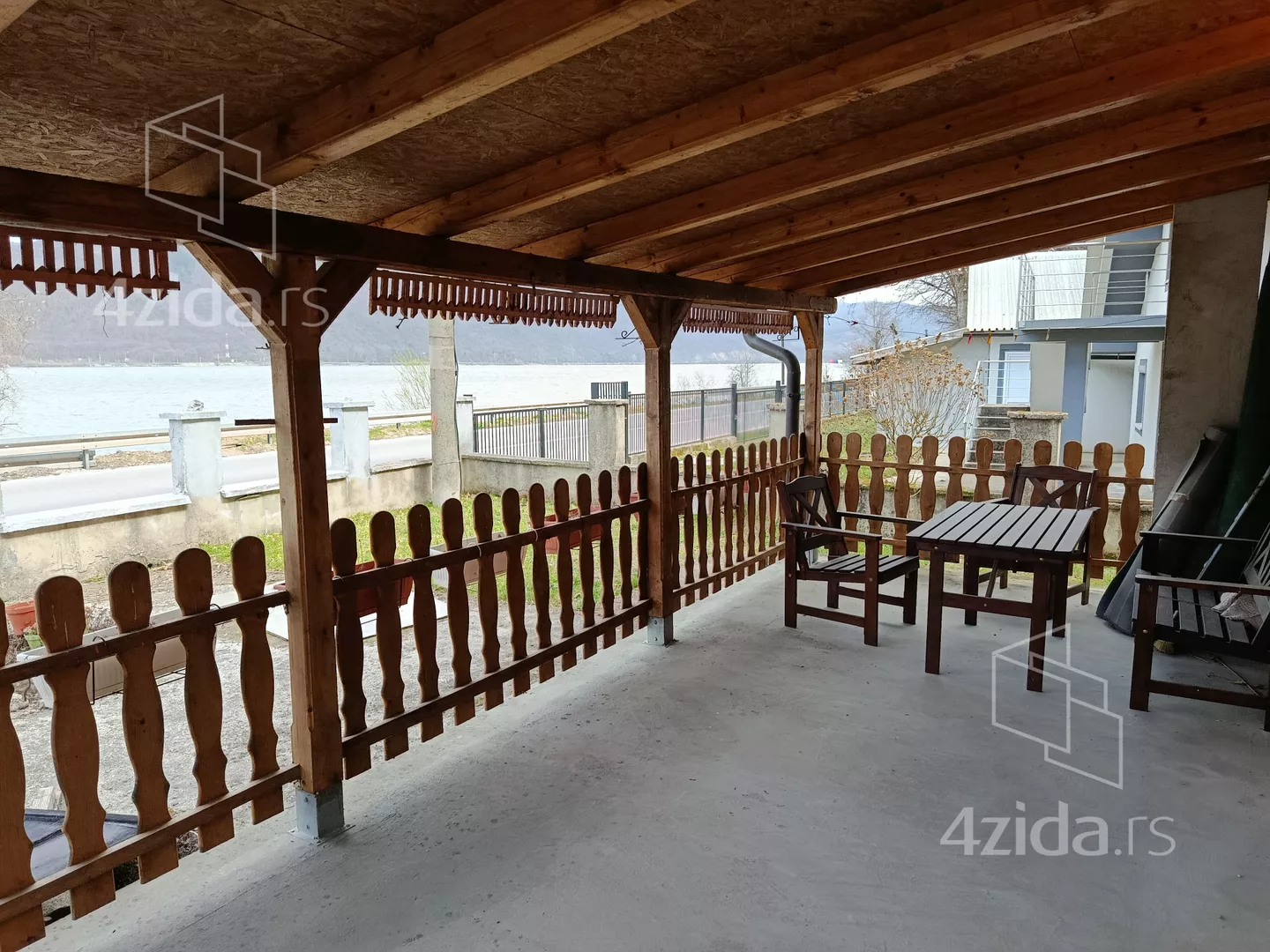 3-etažna kuća | 4zida