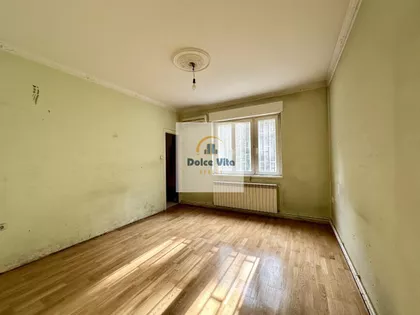 Stahinjića Bana | 4zida.rs