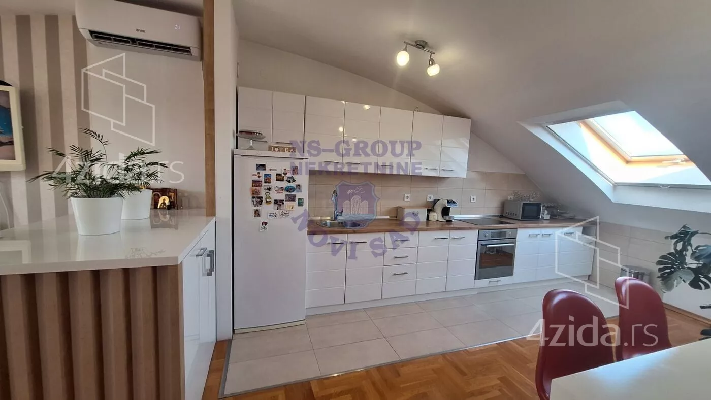 Troiposoban stan | 4zida