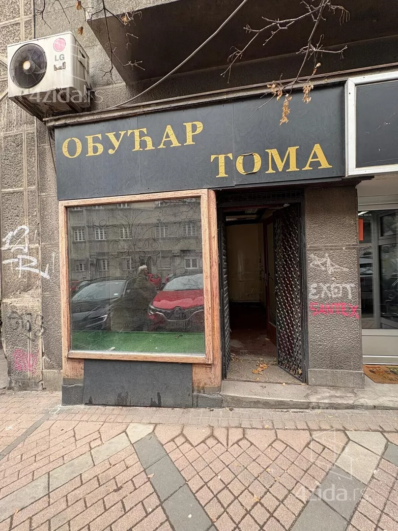 Lokal | 4zida