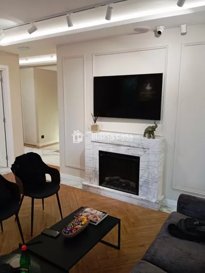 Pere Velimirovića | 4zida.rs