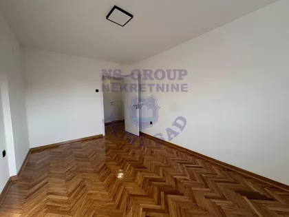 Cara Dušana | 4zida.rs