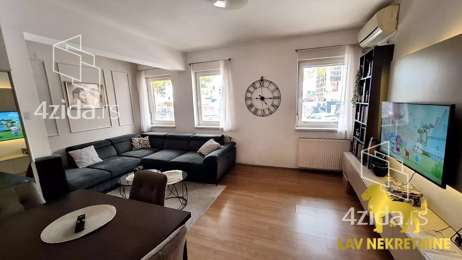 Jednoiposoban stan | 4zida