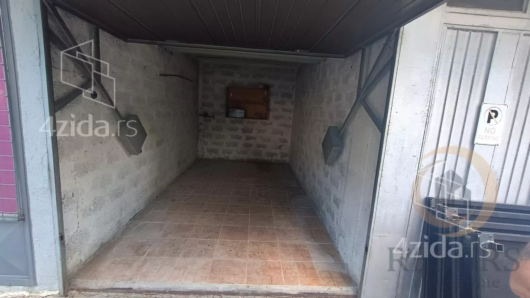 Garaža | 4zida