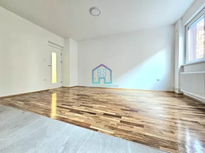 Cara Dušana | 4zida.rs