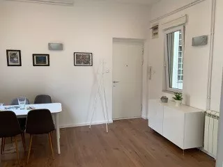 Pravni fakultet - Vračar | 4zida.rs