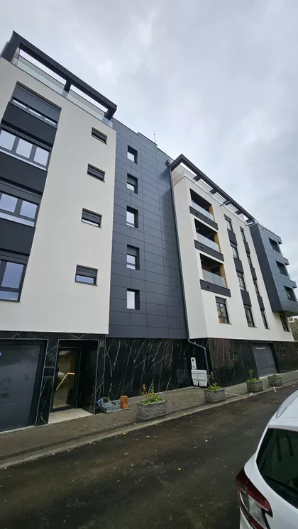 Maksima Gorkog 27 | 4zida.rs