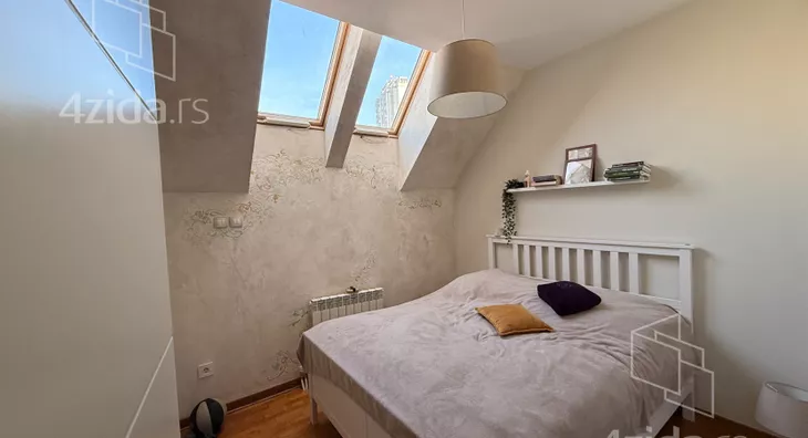 Petosoban stan | 4zida